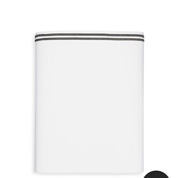 HUDSON PARK COLLECTION
Italian Percale Flat Sheet, Queen - Picture 1 of 6
